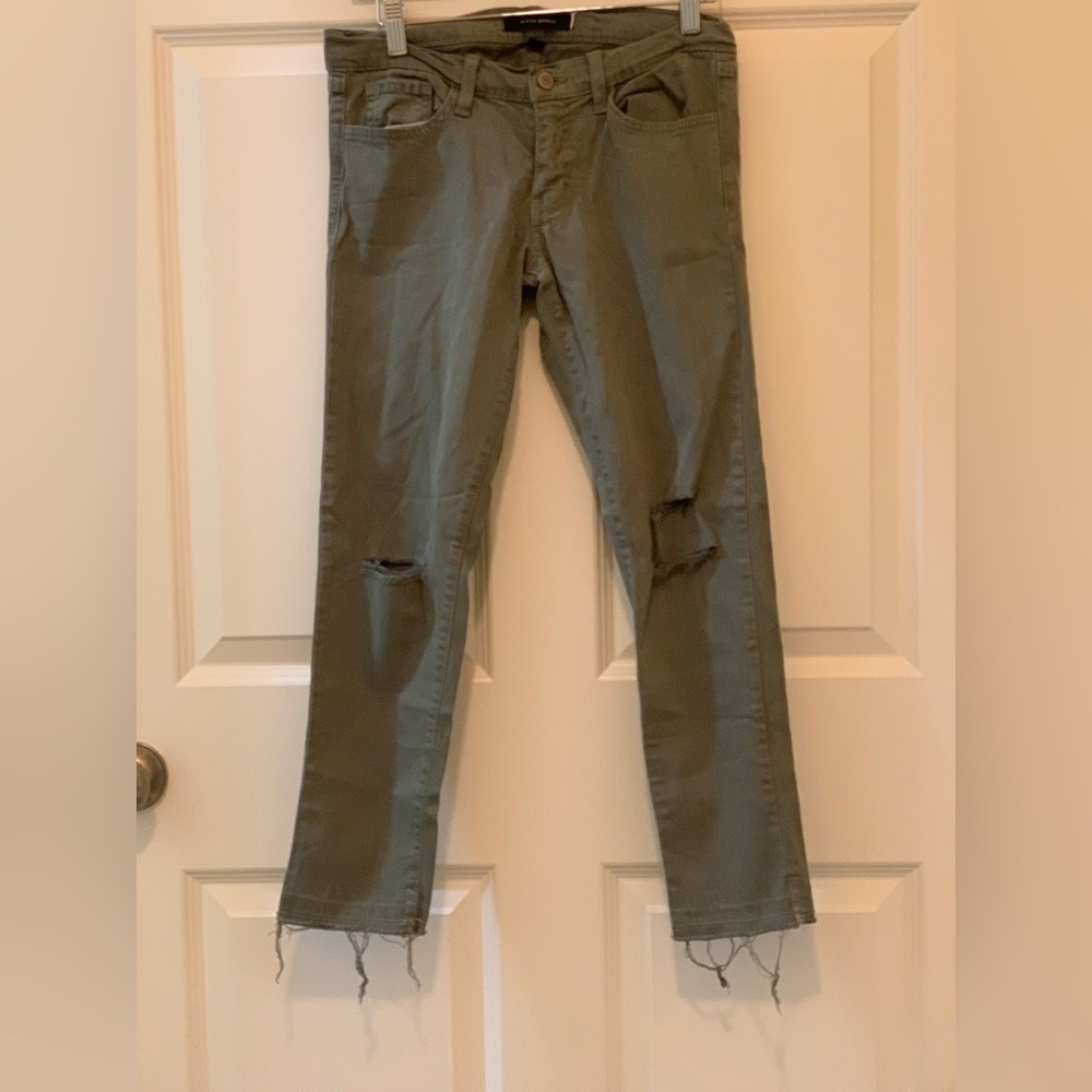 Flying Monkey Sage Green Stretchy Cropped Distressed Jeans.     Size-28